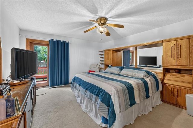 7602 Parkhill Street, Shawnee, KS 66216