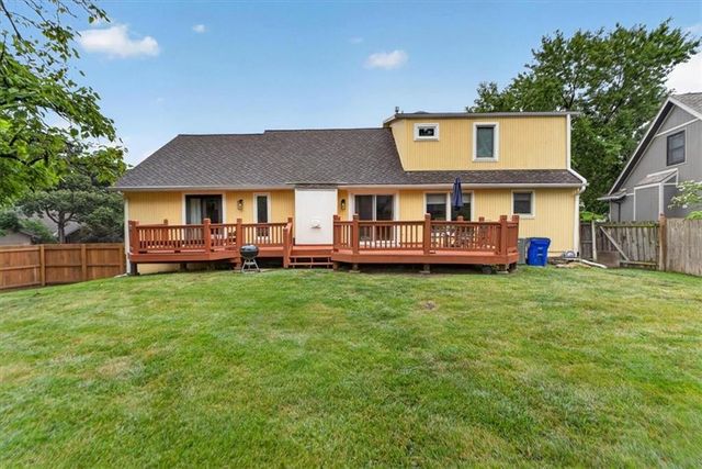 7602 Parkhill Street, Shawnee, KS 66216