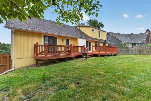7602 Parkhill Street, Shawnee, KS 66216