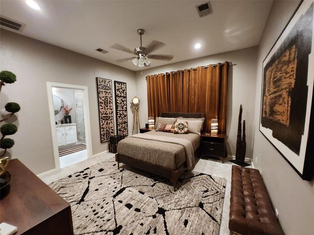 38 Fairway Park, Montgomery, TX 77356