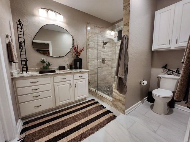 38 Fairway Park, Montgomery, TX 77356