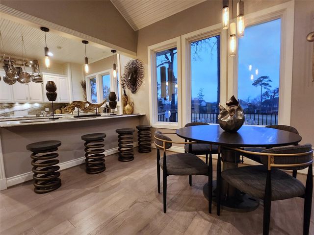 38 Fairway Park, Montgomery, TX 77356