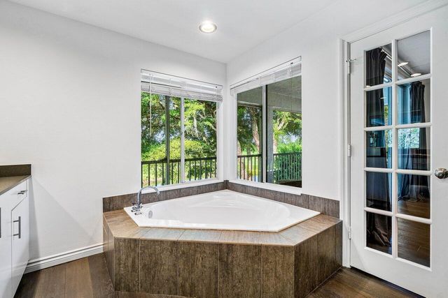 11823 Pebblewood Drive, Wellington, FL 33414