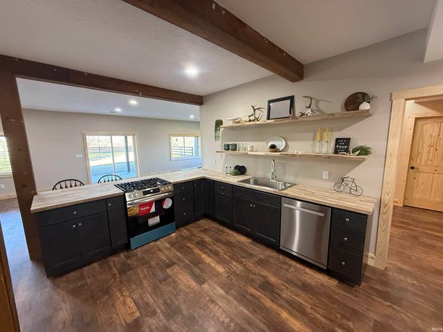 3981 W State Road 110 Road, Rochester, IN 46975