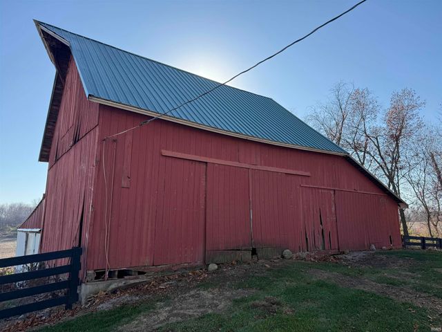 3981 W State Road 110 Road, Rochester, IN 46975