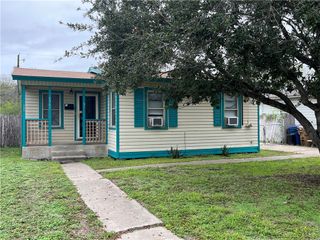 4961 Monitor St, Corpus Christi, TX 78415