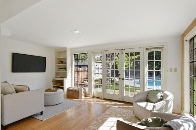 53 College Pk, Davis, CA 95616