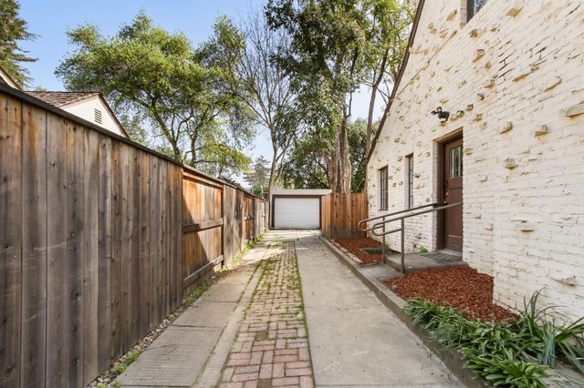 53 College Pk, Davis, CA 95616