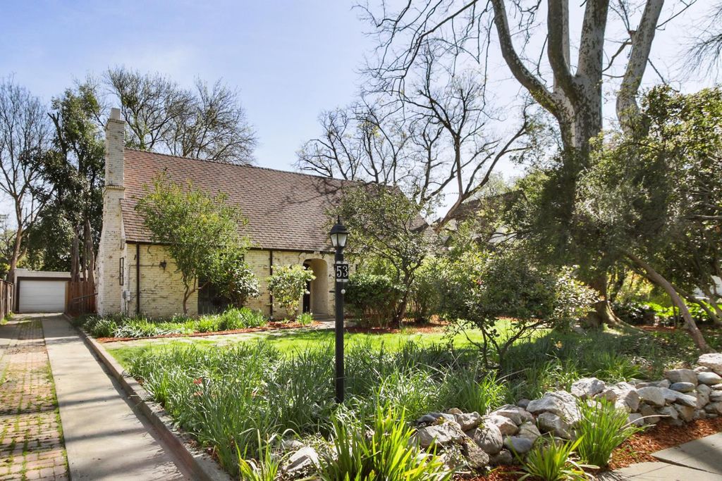 53 College Pk, Davis, CA 95616