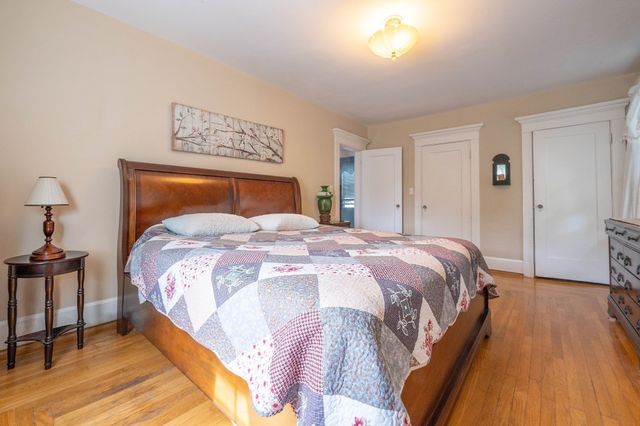 55 Akin St, Fairhaven, MA 02719