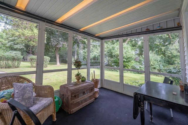 55 Akin St, Fairhaven, MA 02719