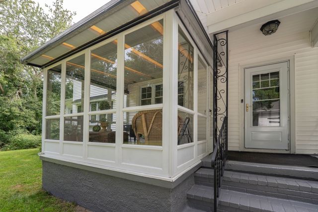 55 Akin St, Fairhaven, MA 02719