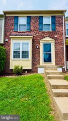 13042 HUNTERBROOK DR, Woodbridge, VA 22192