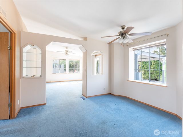 914 Meadowridge Dr., Wenatchee, WA 98801