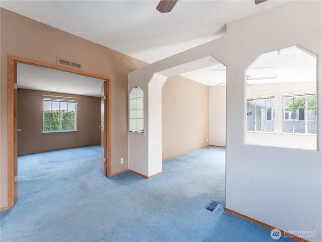 914 Meadowridge Dr., Wenatchee, WA 98801