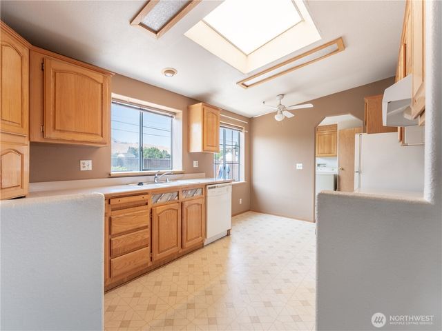 914 Meadowridge Dr., Wenatchee, WA 98801