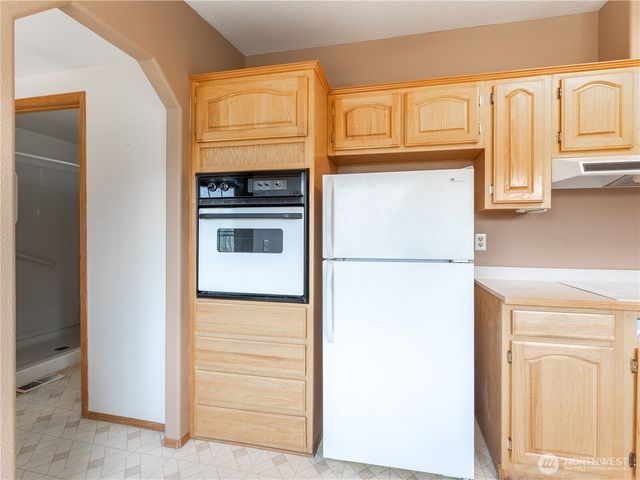 914 Meadowridge Dr., Wenatchee, WA 98801