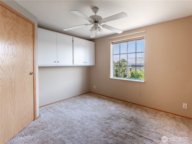 914 Meadowridge Dr., Wenatchee, WA 98801