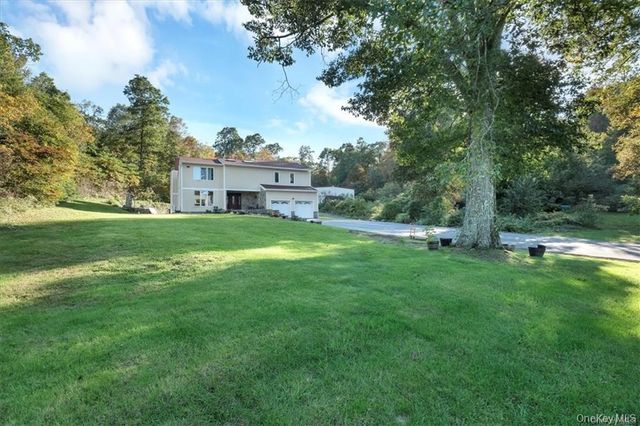 63 Whitetail Run, Chester, NY 10918