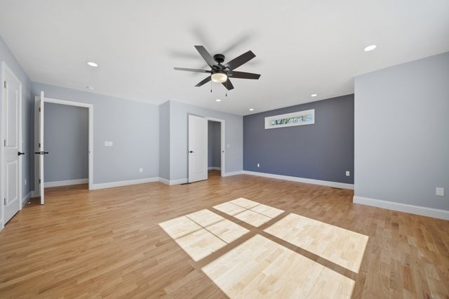 38 Bell, Nashua, NH 03064