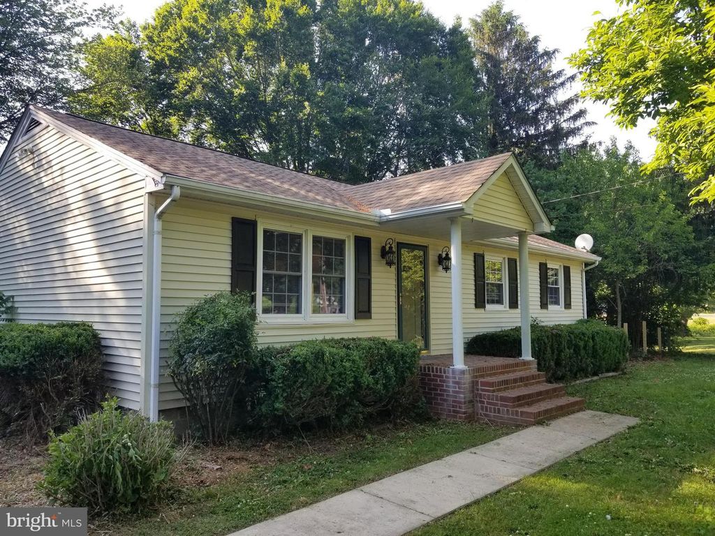 87 MOORES LN, Smyrna, DE 19977