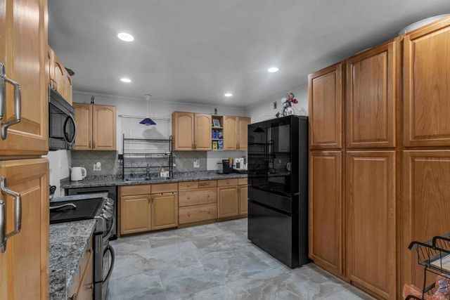 133 N Stephanie Ln, El Cajon, CA 92019