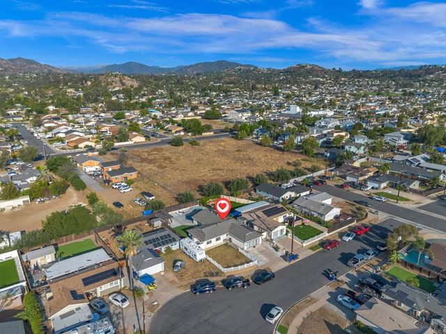 133 N Stephanie Ln, El Cajon, CA 92019