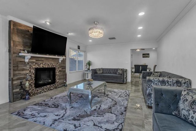 133 N Stephanie Ln, El Cajon, CA 92019