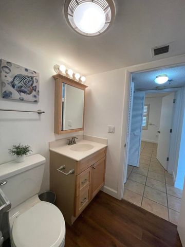 896 N Federal Highway 431, Lantana, FL 33462