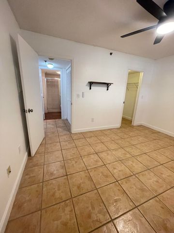 896 N Federal Highway 431, Lantana, FL 33462