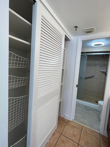 896 N Federal Highway 431, Lantana, FL 33462