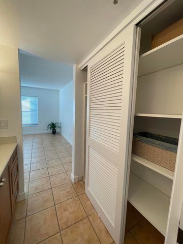 896 N Federal Highway 431, Lantana, FL 33462