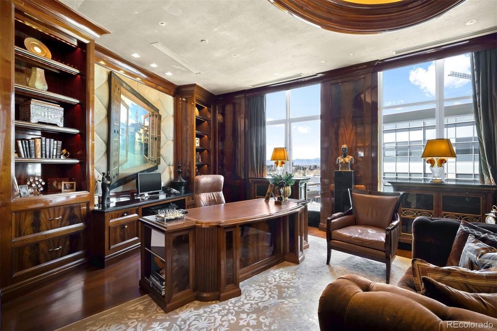 Image 18 of property listing at 100 Detroit Street 701, Denver, CO 80206