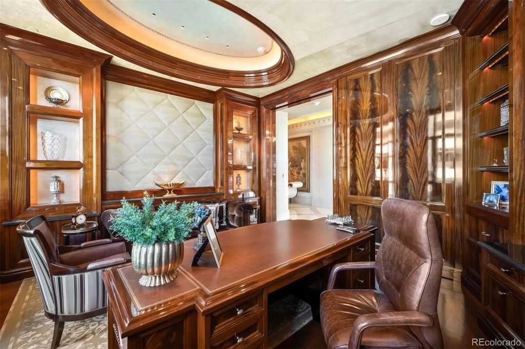 Image 19 of property listing at 100 Detroit Street 701, Denver, CO 80206