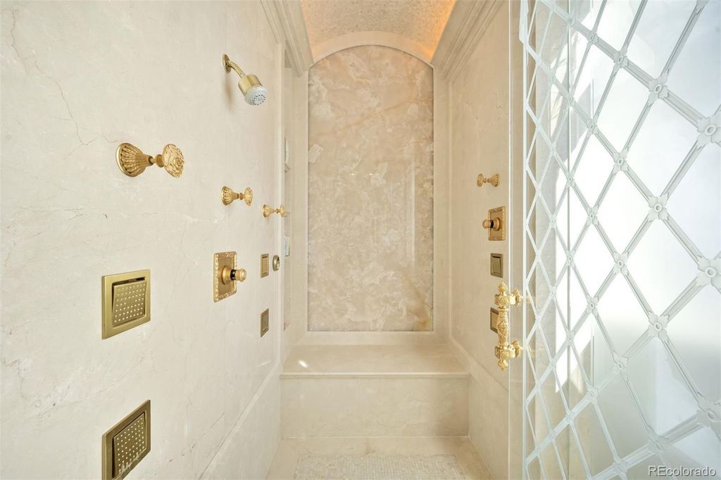 Image 30 of property listing at 100 Detroit Street 701, Denver, CO 80206
