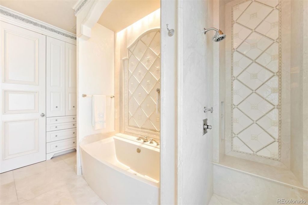 Image 35 of property listing at 100 Detroit Street 701, Denver, CO 80206