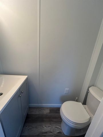 609 Sherwood Glen, Somersworth, NH 03878