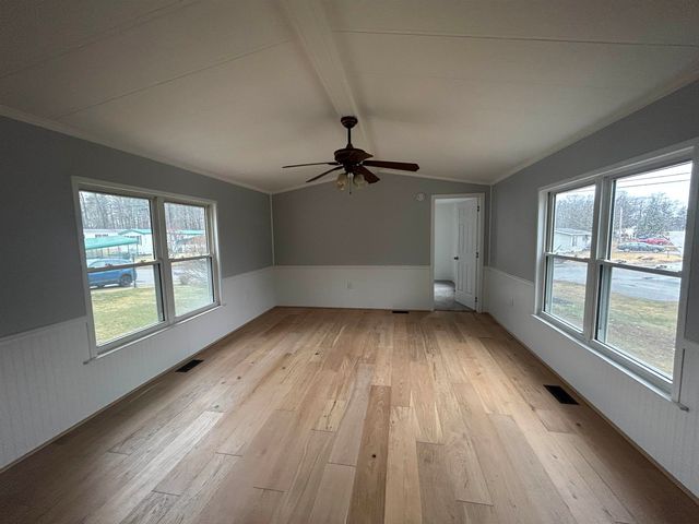 609 Sherwood Glen, Somersworth, NH 03878