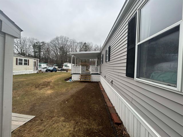 609 Sherwood Glen, Somersworth, NH 03878