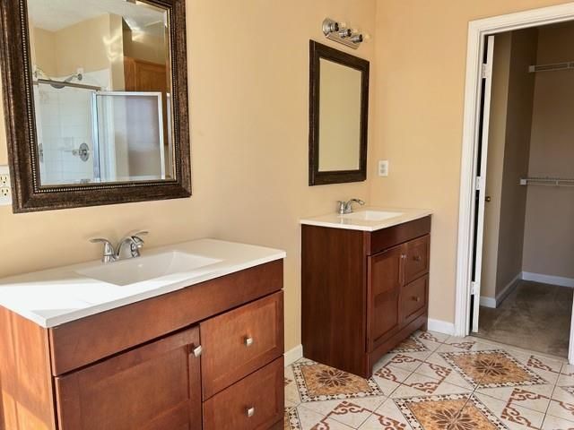 3319 Vintage Pointe Court, Lawrenceville, GA 30044