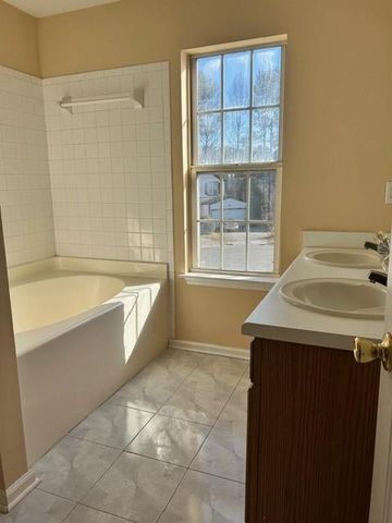 3319 Vintage Pointe Court, Lawrenceville, GA 30044