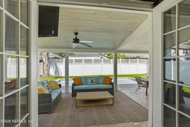 2578 HORN Street, Jacksonville Beach, FL 32250