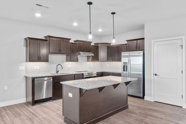 5955 S Farm Road 163 209a, Springfield, MO 65810