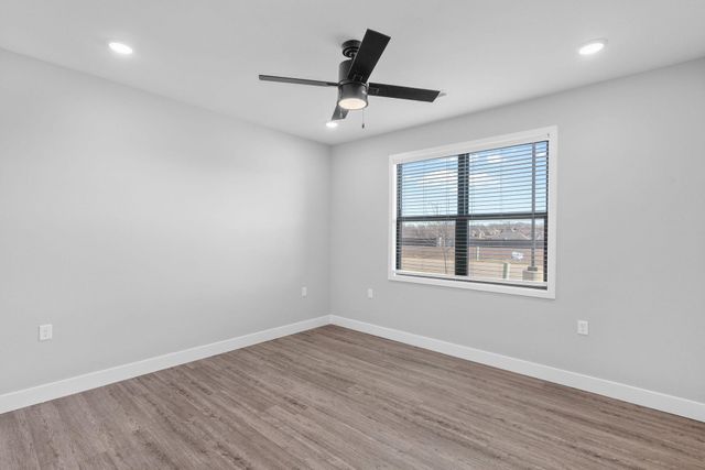 5955 S Farm Road 163 209a, Springfield, MO 65810