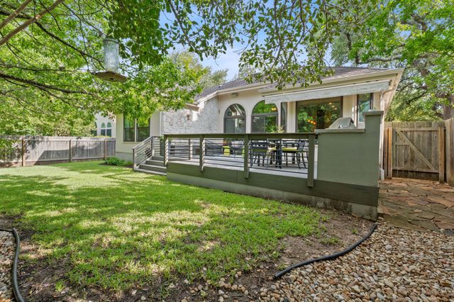 5336 Moon Shadow DR, Austin, TX 78735