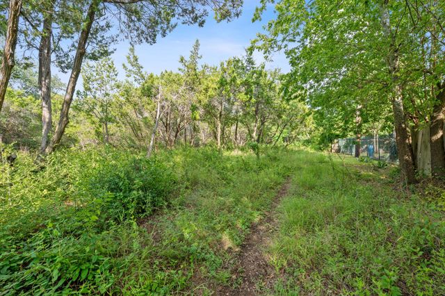 5336 Moon Shadow DR, Austin, TX 78735