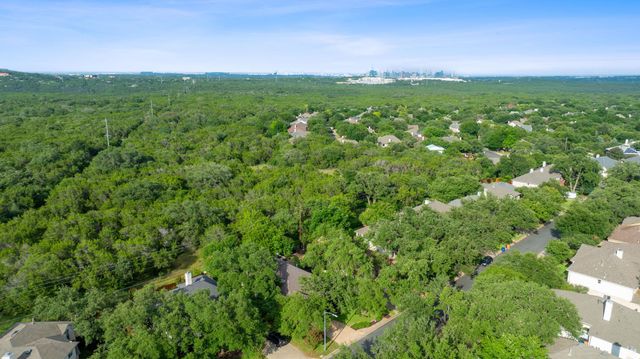 5336 Moon Shadow DR, Austin, TX 78735