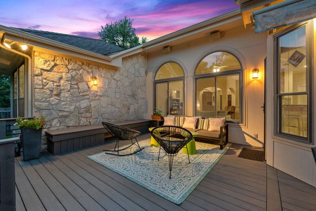5336 Moon Shadow DR, Austin, TX 78735