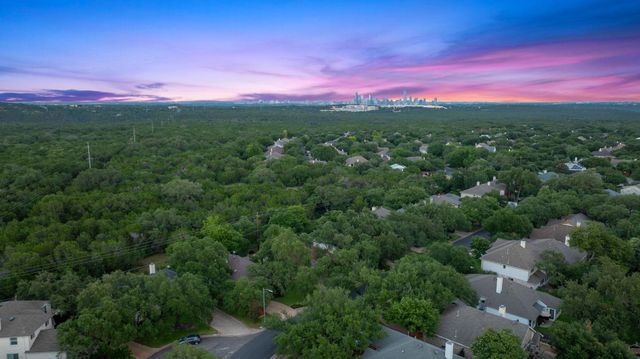 5336 Moon Shadow DR, Austin, TX 78735