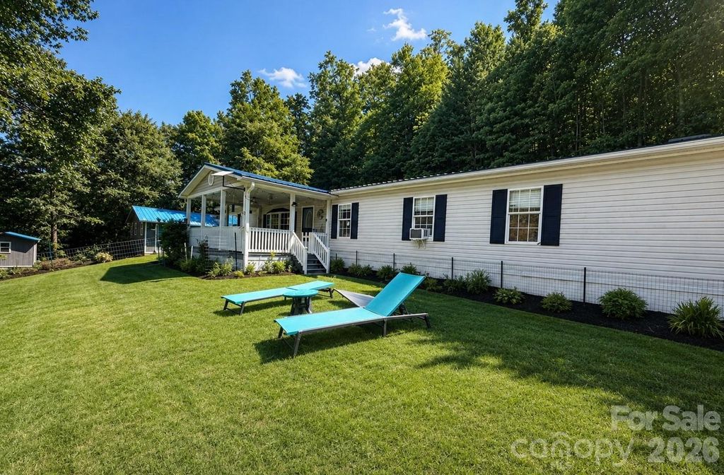 59 Sprinkle Drive, Spruce Pine, NC 28777